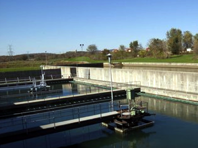 Industrial wastewater treatment facility with concrete basins